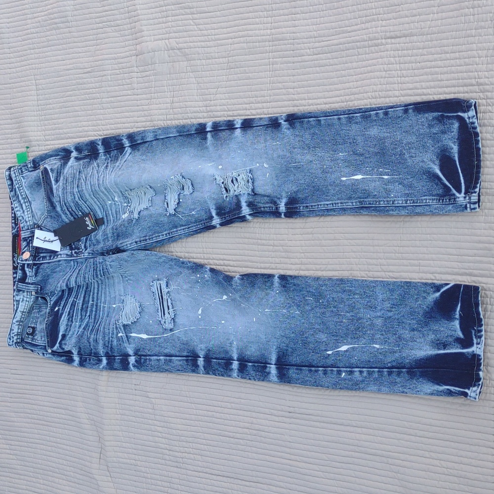 #SWITCH REMARKABLE #Slim Taper Fit Moto & #Stich Denim with Paint Splashes